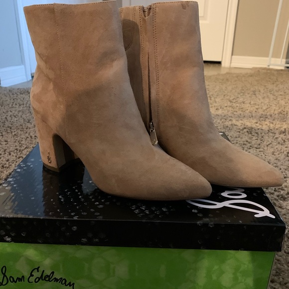 Sam Edelman Hilary Bootie - Picture 5 of 8